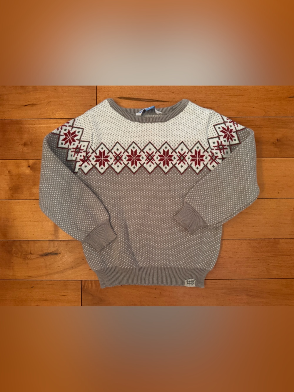 Classic Fair Isle Crewneck Sweater - Gray, White & Red